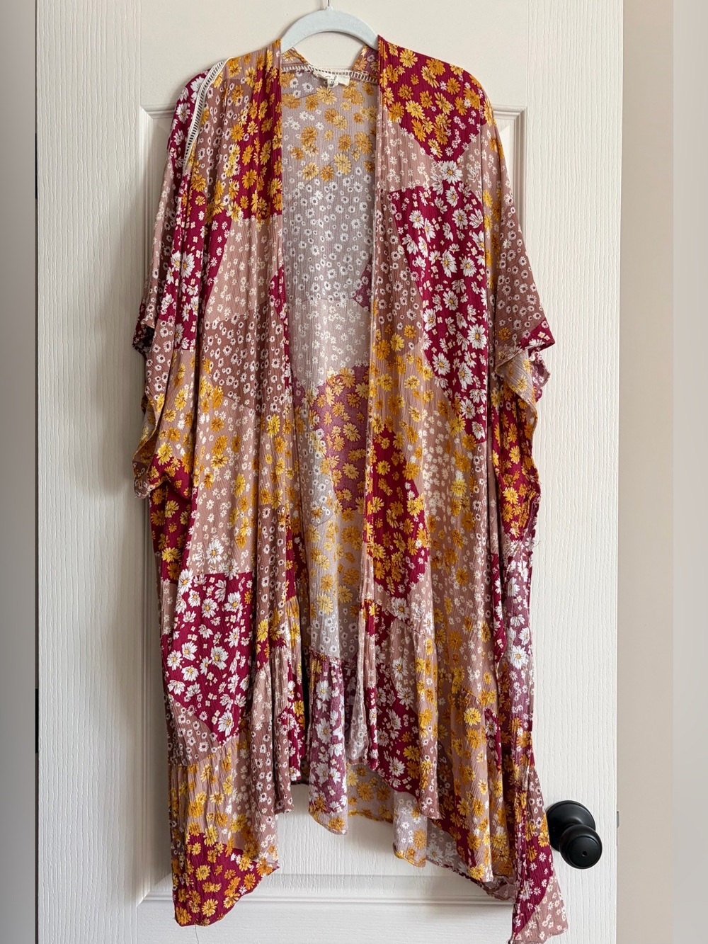 Easel Fall Floral Kimono